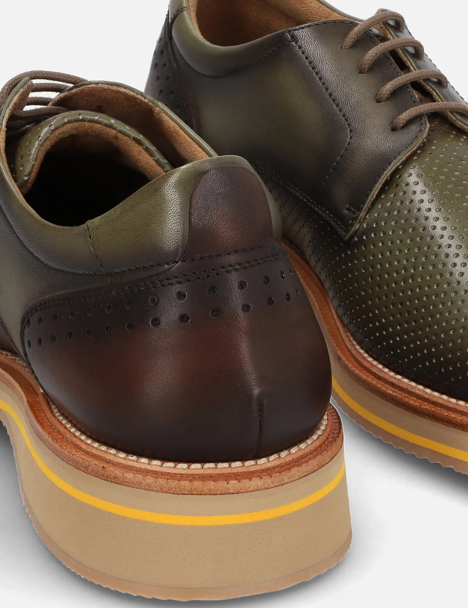 Blucher en piel picado luigi color verde