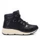 Botines plataforma Xti negros con cordones y suela blanca