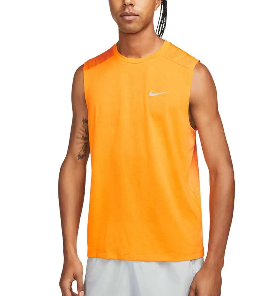 CAMISETA SIN MANGAS RUNNING_HOMBRE_NIKE DRIFIT RUN DIVISION RISE