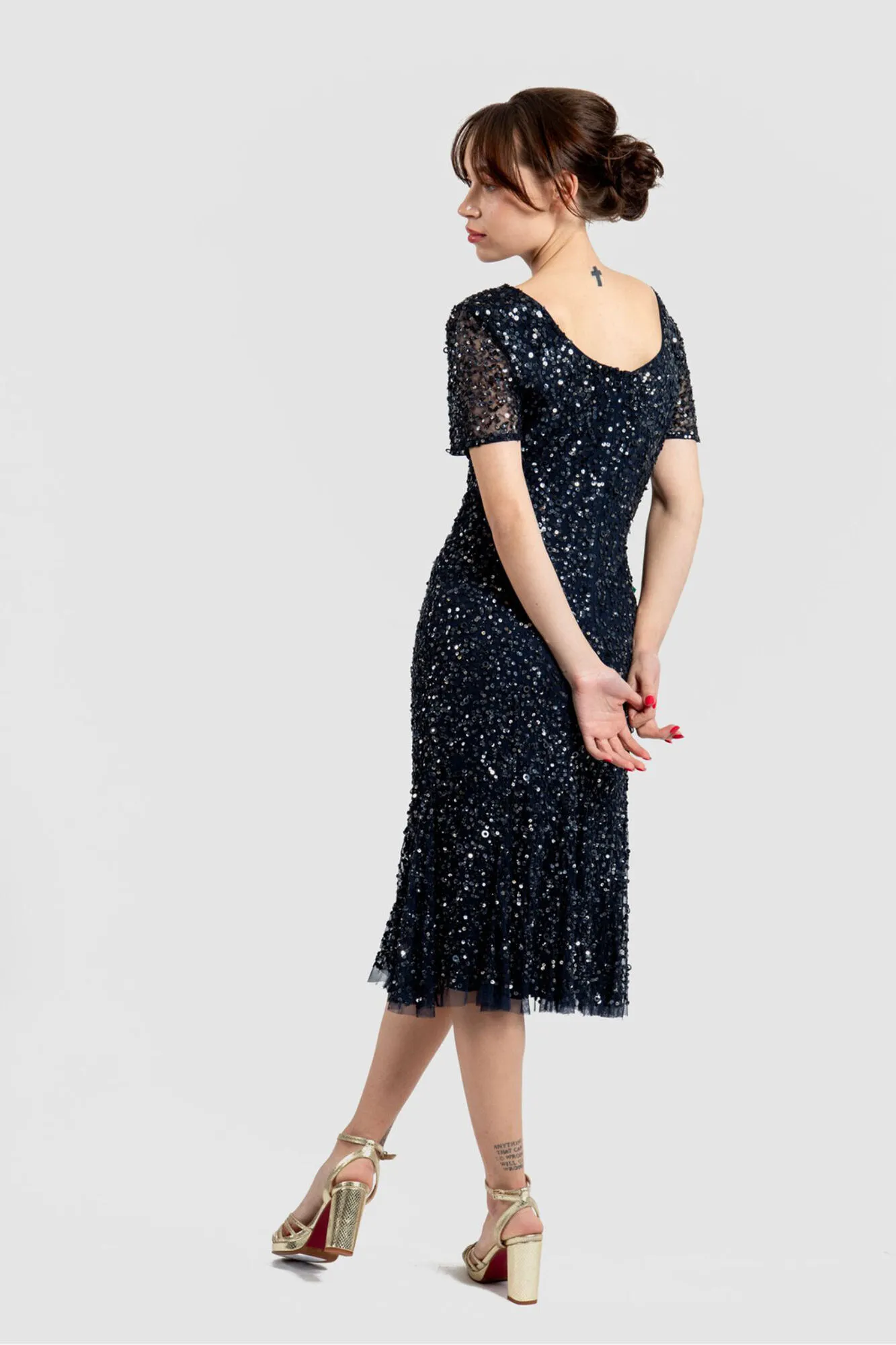 Cuplé Vestido midi volante lentejuelas