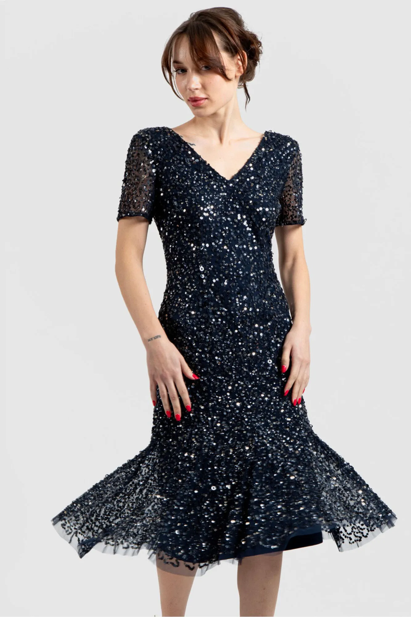 Cuplé Vestido midi volante lentejuelas