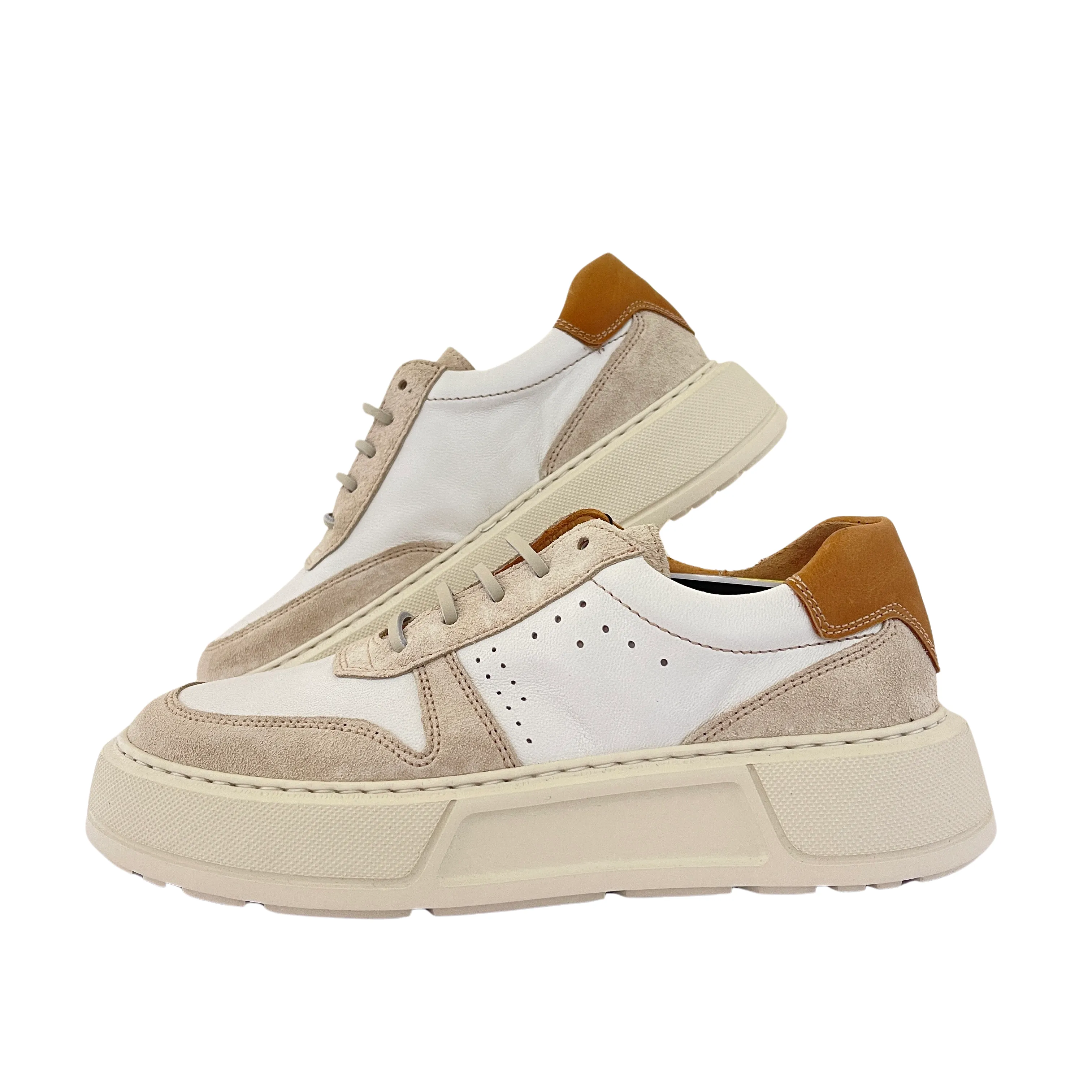 DEPORTIVO BEIGE MUJER