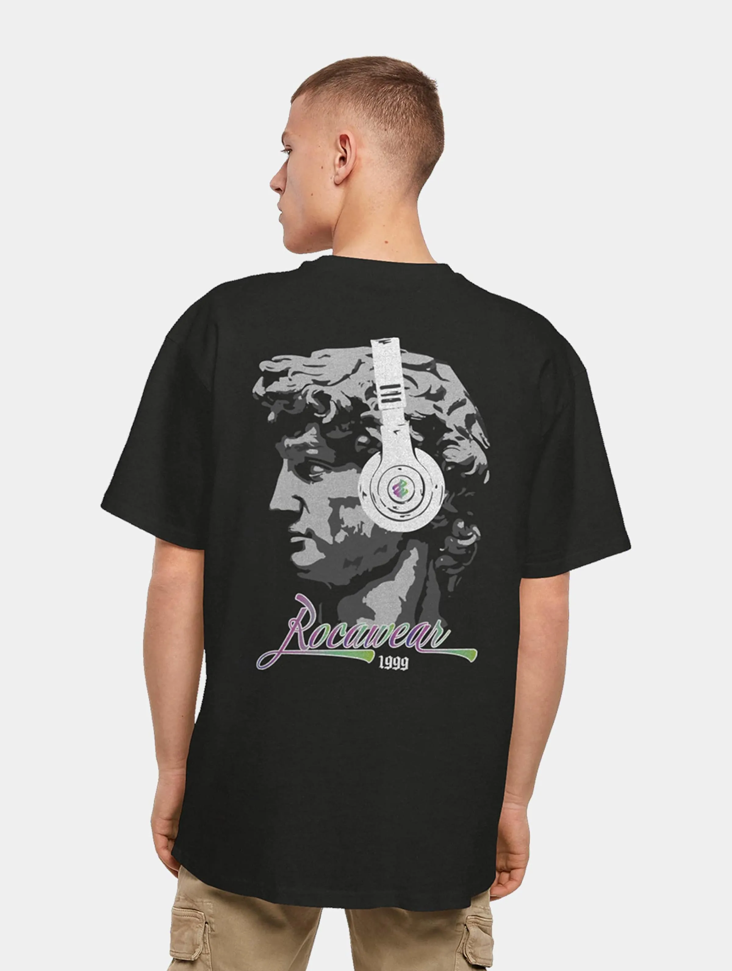 Rocawear Statue